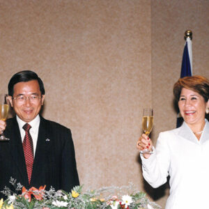 陳水扁總統於宏都拉斯接受宏國首都德古西加巴市長致贈市鑰-陳水扁總統「民主外交、友誼之旅」活動照片-MOFA109179CF-2020-12-PH00056-085