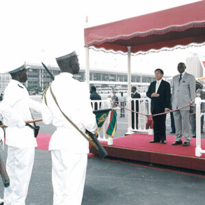 陳水扁總統於塞內加爾接受該國瓦德總統以軍禮歡迎-陳總統訪塞內加爾-MOFA109179CF-2020-12-PH00057-009