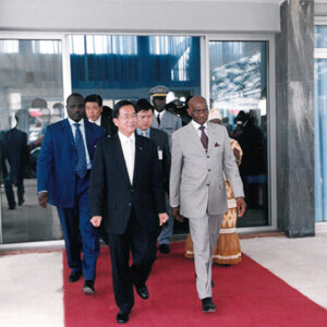 陳水扁總統於塞內加爾離機場赴美麗殿旅館-陳總統訪塞內加爾-MOFA109179CF-2020-12-PH00057-013