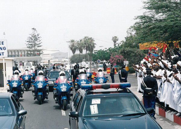 陳水扁總統於塞內加爾離機場赴美麗殿旅館-陳總統訪塞內加爾-MOFA109179CF-2020-12-PH00057-014
