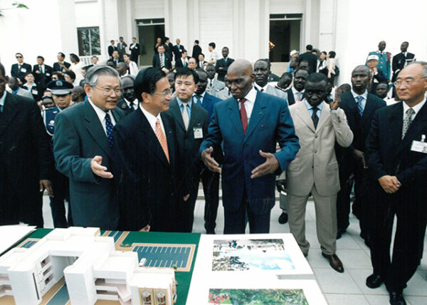陳水扁總統於塞內加爾拜會瓦德總統(H.E.Mr.Abdoulaye WADE)-陳總統訪塞內加爾-MOFA109179CF-2020-12-PH00057-060