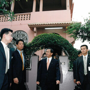 陳水扁總統於塞內加爾視察駐塞內加爾大使館-陳總統訪塞內加爾-MOFA109179CF-2020-12-PH00057-072