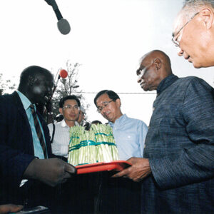 陳水扁總統於塞內加爾主持我國農業技術團桑嘉剛新團部及達卡多功能農業訓練中心落成典禮剪綵-陳總統訪塞內加爾-MOFA109179CF-2020-12-PH00057-092