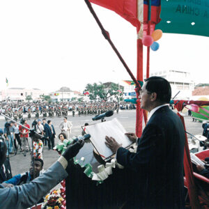 陳水扁總統於聖多美普林西比國際機場接受聖國梅尼士總統軍禮歡迎訪問團-陳總統訪聖多美普林西比-MOFA109179CF-2020-12-PH00058-015