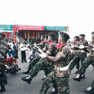 陳水扁總統於聖多美普林西比國際機場接受聖國梅尼士總統軍禮歡迎訪問團-陳總統訪聖多美普林西比-MOFA109179CF-2020-12-PH00058-025