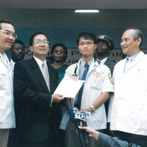 陳水扁總統於聖多美普林西比視察駐聖醫療門診中心-陳總統訪聖多美普林西比-MOFA109179CF-2020-12-PH00058-077