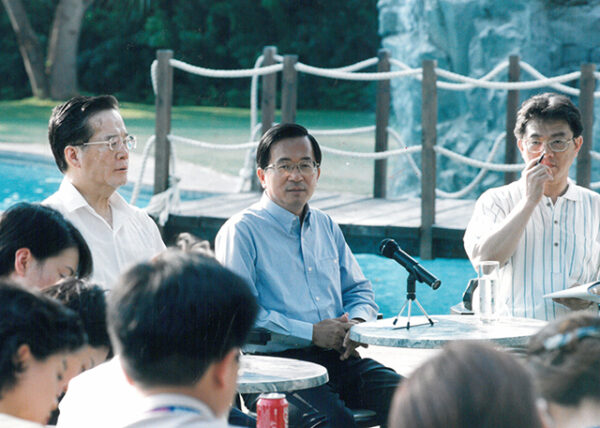 陳水扁總統於聖多美普林西比與國內隨行記者茶敘-陳總統訪聖多美普林西比-MOFA109179CF-2020-12-PH00058-117