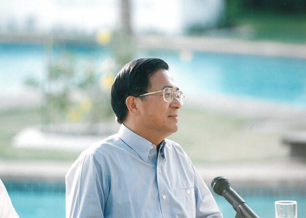 陳水扁總統於聖多美普林西比與國內隨行記者茶敘-陳總統訪聖多美普林西比-MOFA109179CF-2020-12-PH00058-120