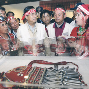 陳水扁總統於苗栗南庄參加賽夏族矮靈祭-陳水扁總統活動照片-MOFA109179CF-2020-12-PH00081-059