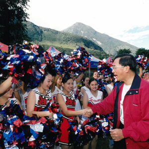 陳水扁總統於花蓮太魯閣參加二00二太魯閣中華汽車盃國際馬拉松活動-陳水扁總統活動照片-MOFA109179CF-2020-12-PH00081-083