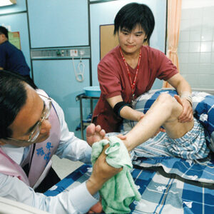 陳水扁總統赴宜蘭羅東聖母醫院擔任志工-陳水扁總統活動照片-MOFA109179CF-2020-12-PH00083-107