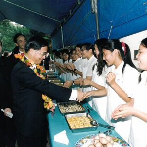 陳水扁總統赴桃園陪同尼加拉瓜共和國總統博拉紐參訪國立桃園高級農工職業學校-陳水扁總統活動照片-MOFA109179CF-2020-12-PH00083-120