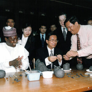 陳水扁總統陪同查德總統德比參觀嘉義交趾陶博物館-陳水扁總統活動照片-MOFA109179CF-2020-12-PH00084-061