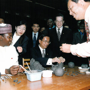 陳水扁總統陪同查德總統德比參觀嘉義交趾陶博物官-陳水扁總統活動照片-MOFA109179CF-2020-12-PH00084-064