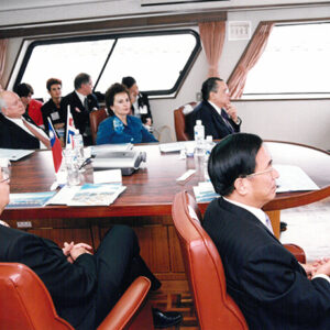 陳水扁總統於高雄市陪同哥斯大黎加總統白契科參觀高雄港務局並遊港-陳水扁總統活動照片-MOFA109179CF-2020-12-PH00085-026