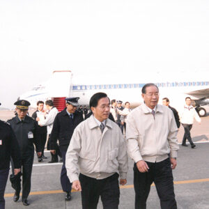 陳水扁總統於台南機場視導空軍四四三聯隊作戰隊-陳水扁總統活動照片-MOFA109179CF-2020-12-PH00085-089