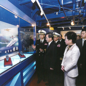 陳水扁總統於基隆視導海軍遠航訓練支隊-陳水扁總統活動照片-MOFA109179CF-2020-12-PH00085-149