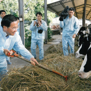 陳水扁總統於苗栗三灣參觀伯恩牧場-陳水扁總統活動照片-MOFA109179CF-2020-12-PH00087-057