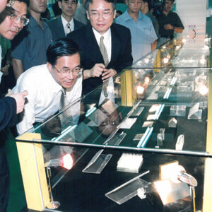 陳水扁總統於台中參觀永進機械股份有限公司-陳水扁總統活動照片-MOFA109179CF-2020-12-PH00088-074