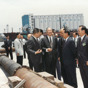 巡視高雄港第五貨櫃中心工程 高雄市-李總統照片冊-MOFA109179CF-2020-12-PH00096-011