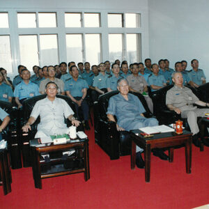 聽取「崑崙二號」演習簡報 台中港-李總統照片冊-MOFA109179CF-2020-12-PH00096-014