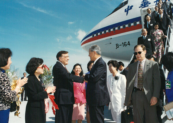 抵達洛杉磯-李總統照片冊-MOFA109179CF-2020-12-PH00096-016