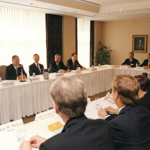 與中美經濟協會Inner Circle各企業負責人茶敘-李總統照片冊-MOFA109179CF-2020-12-PH00096-056