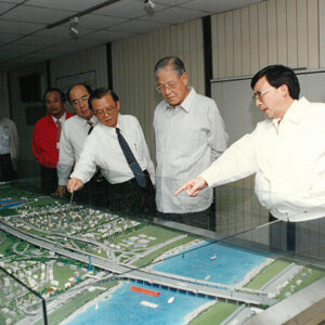 總統巡視中山高速公路(五股至環河南路段)高架工程-李總統照片冊-MOFA109179CF-2020-12-PH00096-101