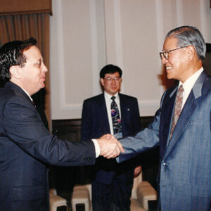 總統接見美國耶魯大學校長李文等人於總統府-李總統照片冊-MOFA109179CF-2020-12-PH00115-035