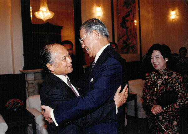 總統接見印尼科技部長哈比比夫婦於台北賓館-李總統照片冊-MOFA109179CF-2020-12-PH00115-043
