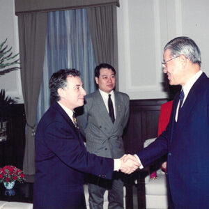 總統接見國際青年商會世界總會主席亞爾伯.希利巴蘭多等-李總統照片冊-MOFA109179CF-2020-12-PH00121-004