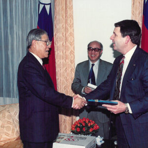 總統接見美國聯邦參議員席姆斯-李總統照片冊-MOFA109179CF-2020-12-PH00121-007