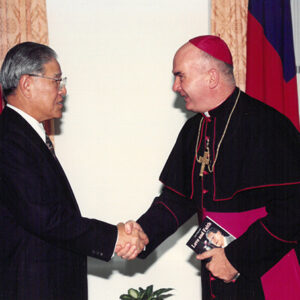 總統接見教廷大眾傳播委員會主席席佛利總主教於總統府-李總統照片冊-MOFA109179CF-2020-12-PH00121-062