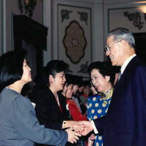 總統接見中華婦女反共聯合會代表於總統府-李總統照片冊-MOFA109179CF-2020-12-PH00121-087