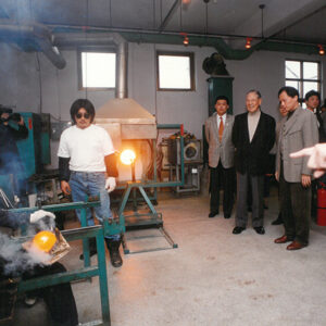 總統參觀「琉璃工房」台北縣淡水鎮-李總統照片冊-MOFA109179CF-2020-12-PH00122-058