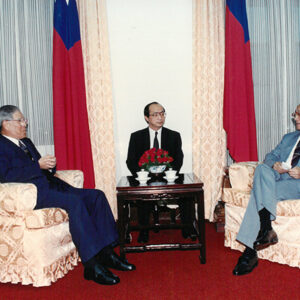 總統接見菲律賓國防部長羅慕斯-李總統照片冊-MOFA109179CF-2020-12-PH00123-012