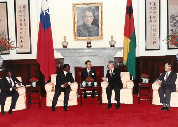 幾內亞比索維拉主席拜會總統-李總統照片冊-MOFA109179CF-2020-12-PH00123-032