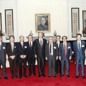 總統接見日本記者俱樂部企劃委員村野賢哉等-李總統照片冊-MOFA109179CF-2020-12-PH00123-042