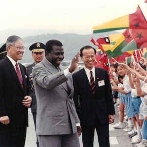 軍禮歡送維拉主席於松山機場-李總統照片冊-MOFA109179CF-2020-12-PH00123-058